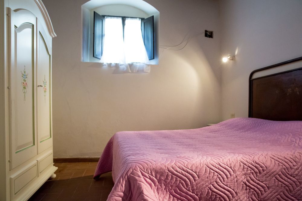 Castello Di Fezzana Apartment Монтеспертоли Екстериор снимка