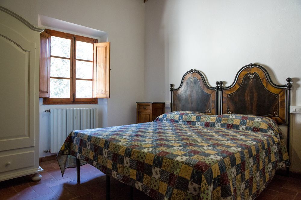 Castello Di Fezzana Apartment Монтеспертоли Екстериор снимка