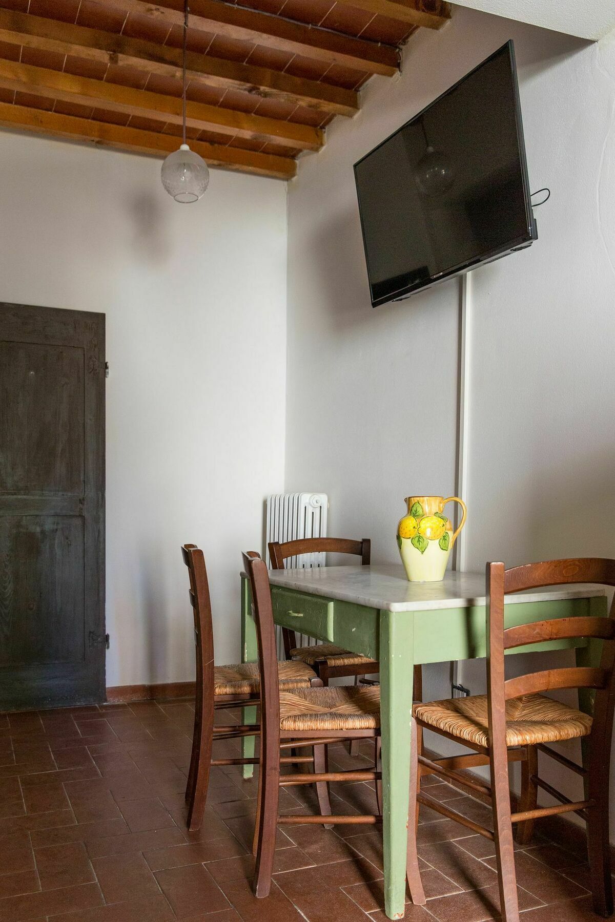 Castello Di Fezzana Apartment Монтеспертоли Екстериор снимка