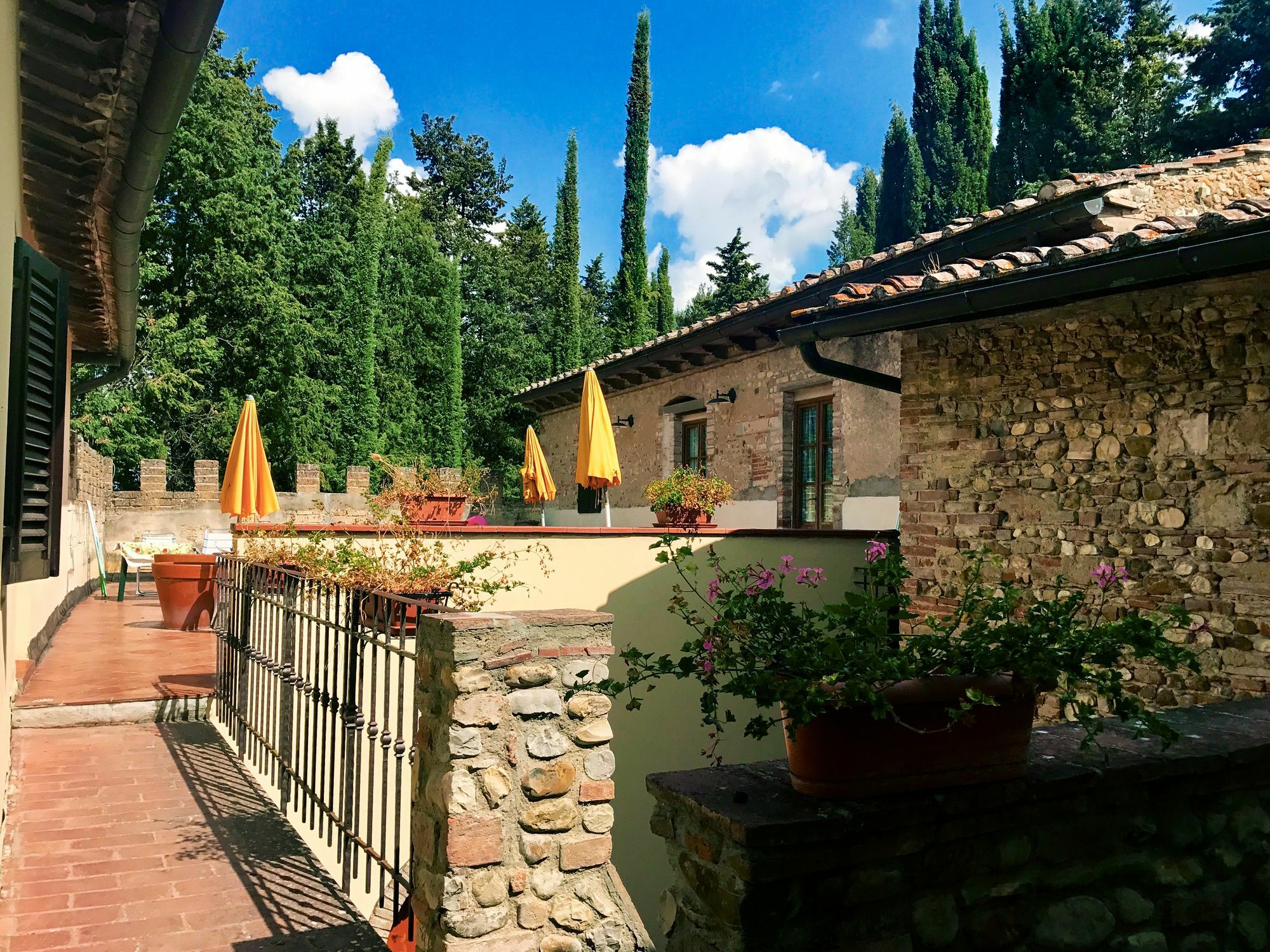 Castello Di Fezzana Apartment Монтеспертоли Екстериор снимка