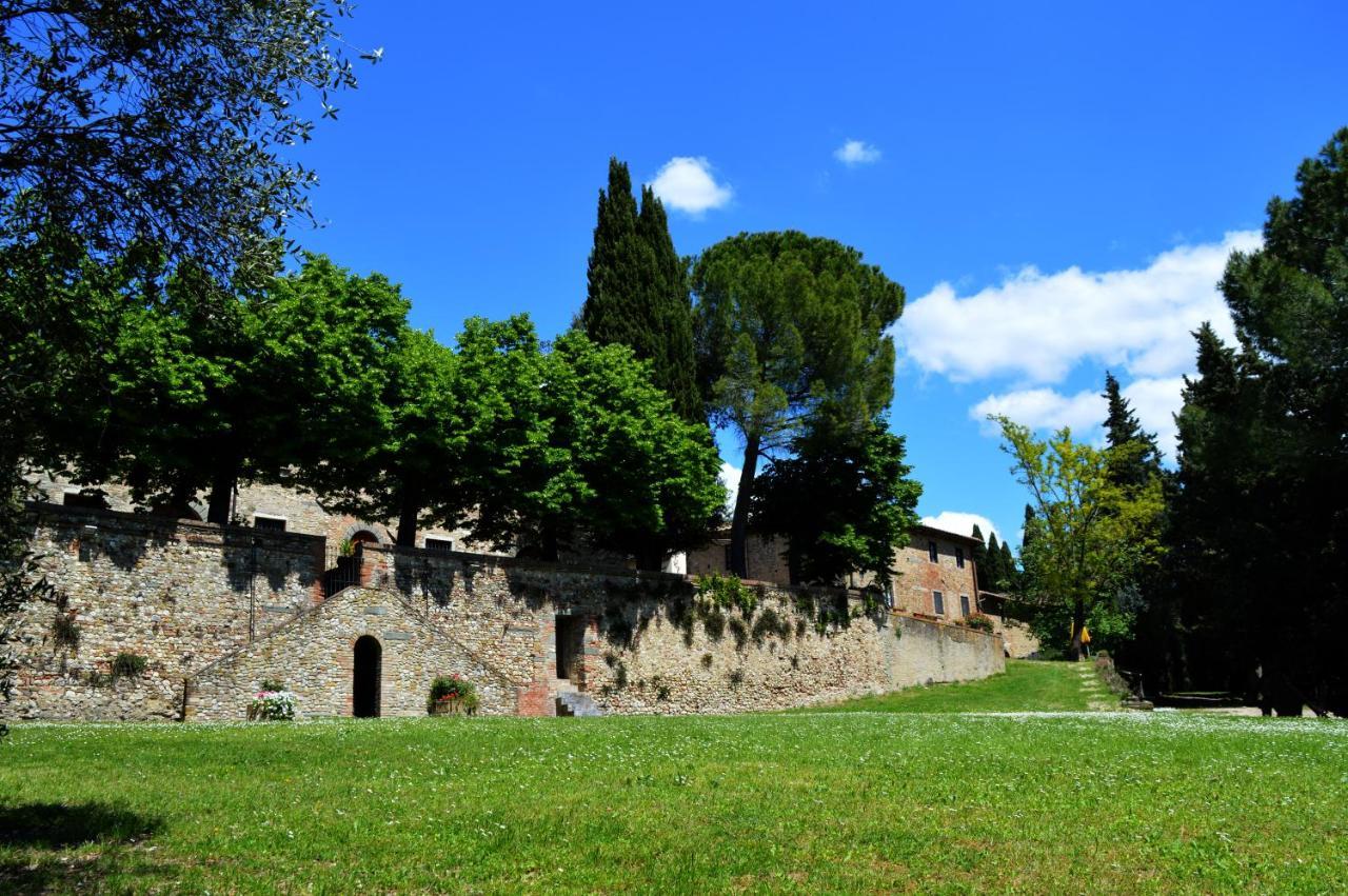 Castello Di Fezzana Apartment Монтеспертоли Екстериор снимка